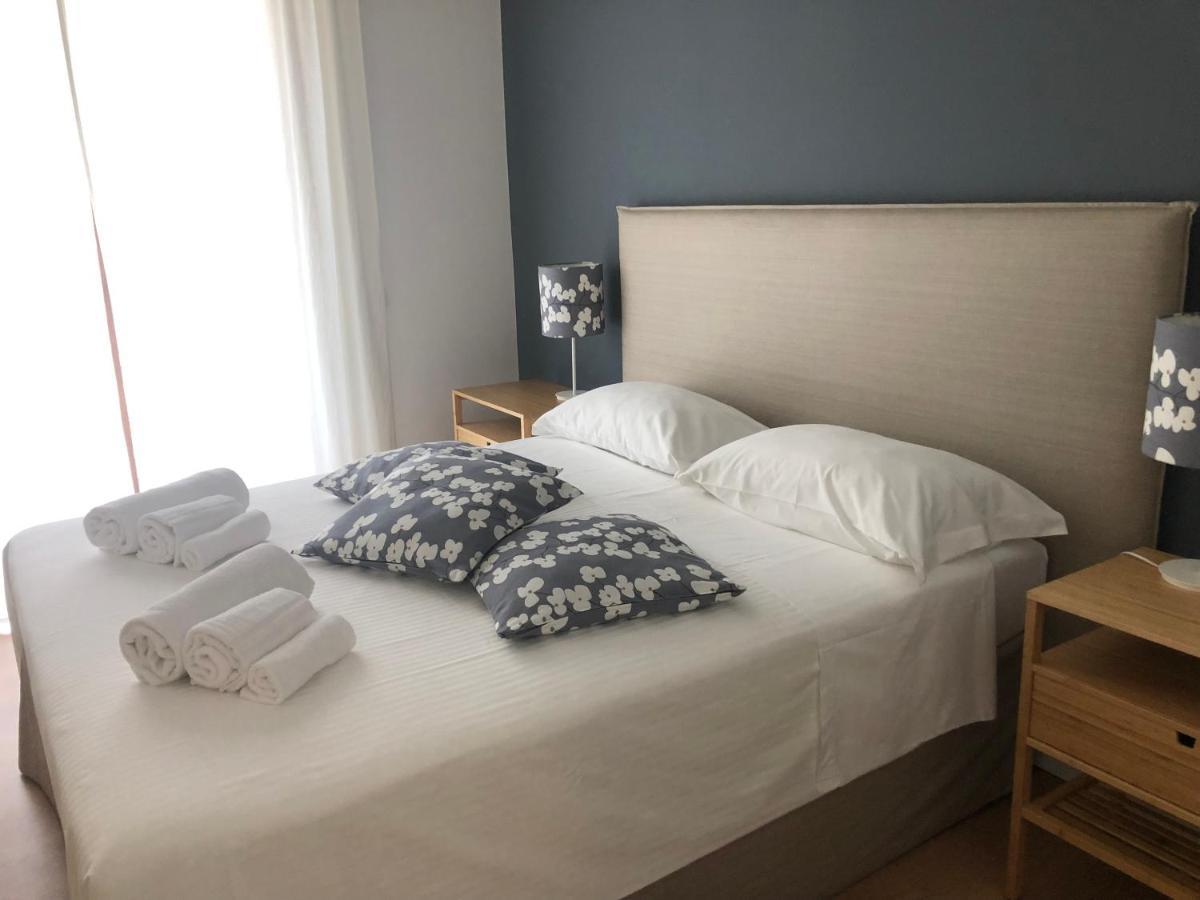 Home 22 Appartamento In Centro Storico - カターニア エクステリア 写真